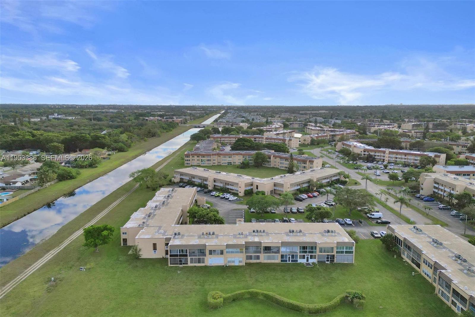 SUNRISE LAKES 111 CONDO - Residential