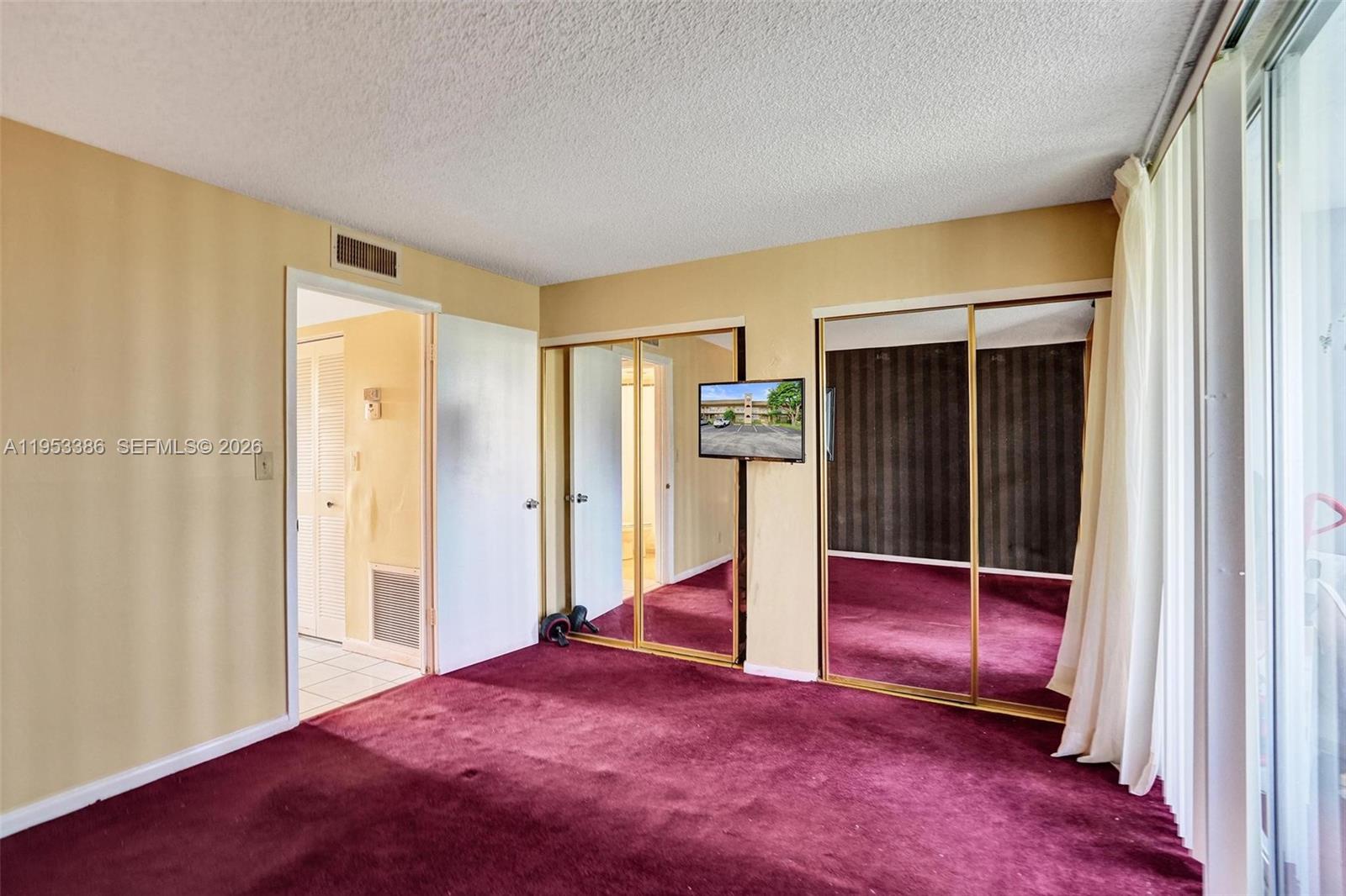 SUNRISE LAKES 111 CONDO - Residential