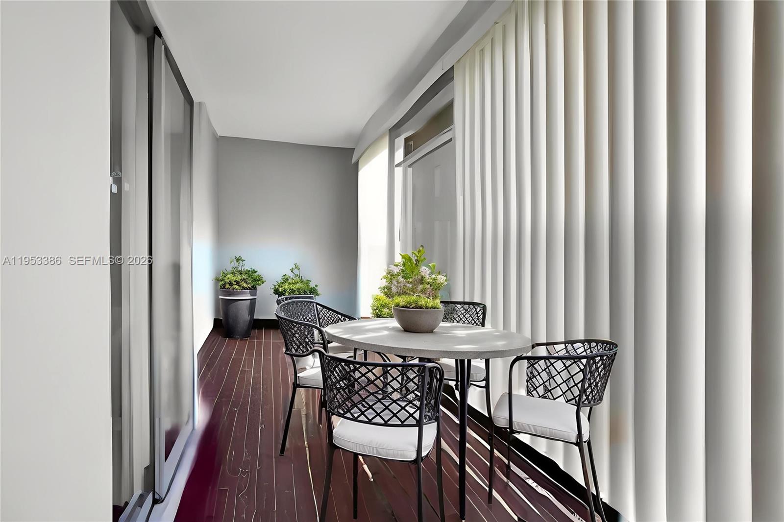 SUNRISE LAKES 111 CONDO - Residential