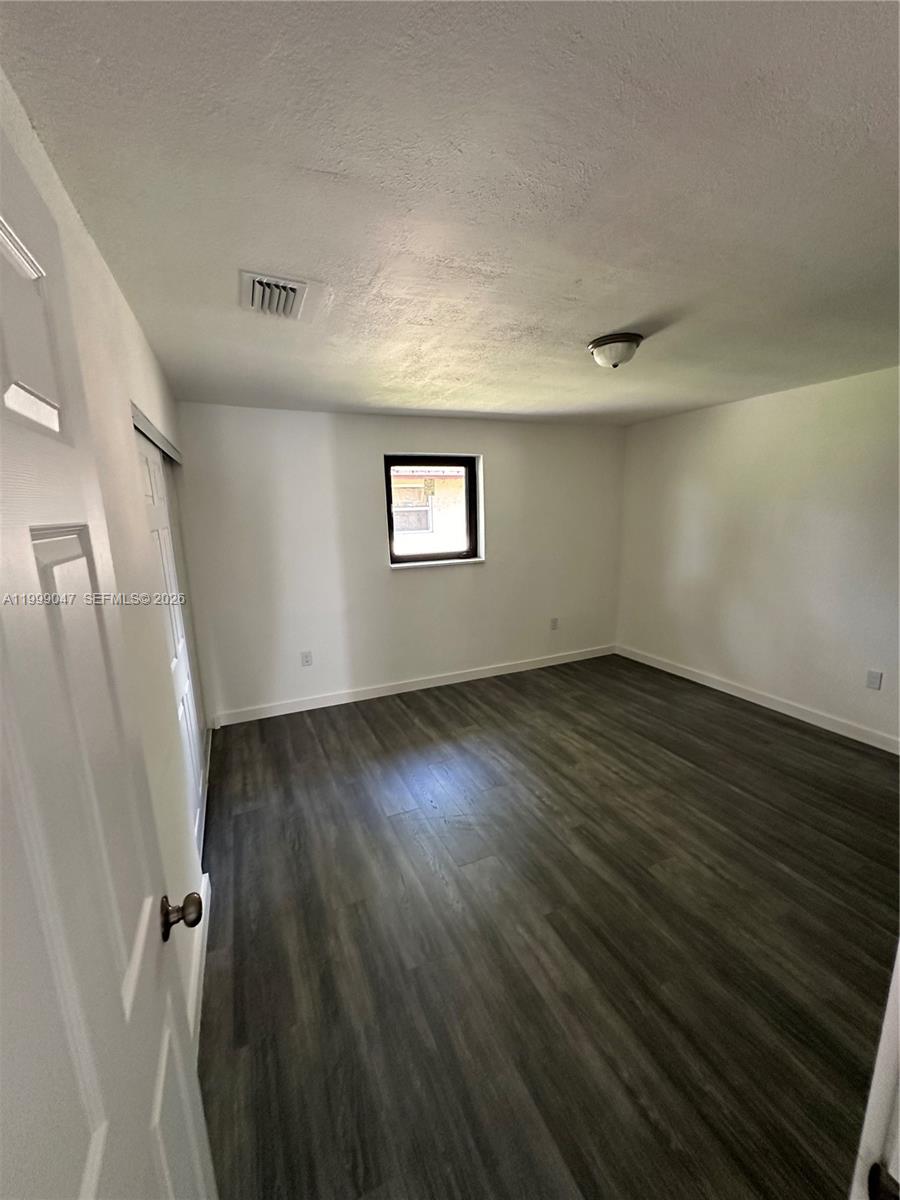 FROW HOMESTEAD - Residential Lease