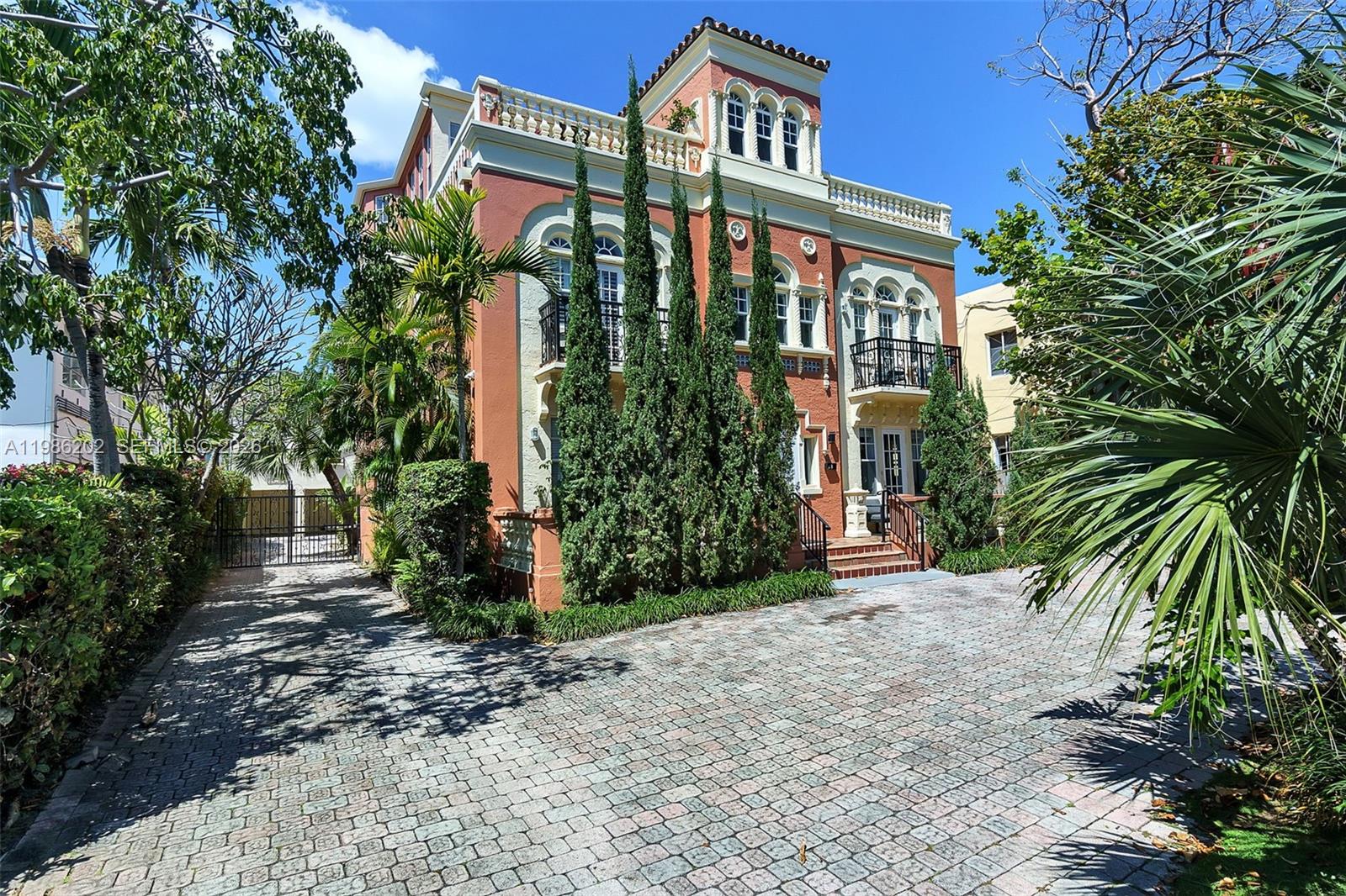 2870 PINE TREE CONDO - Residential