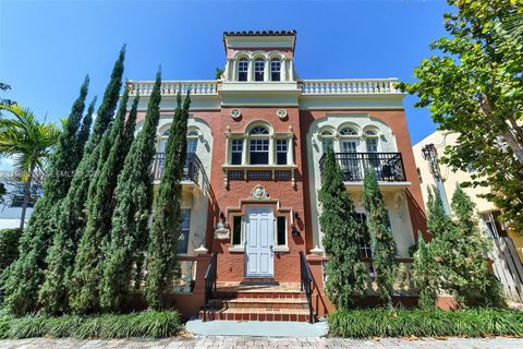 2870 Pine Tree Dr 3 Miami Beach FL 33140