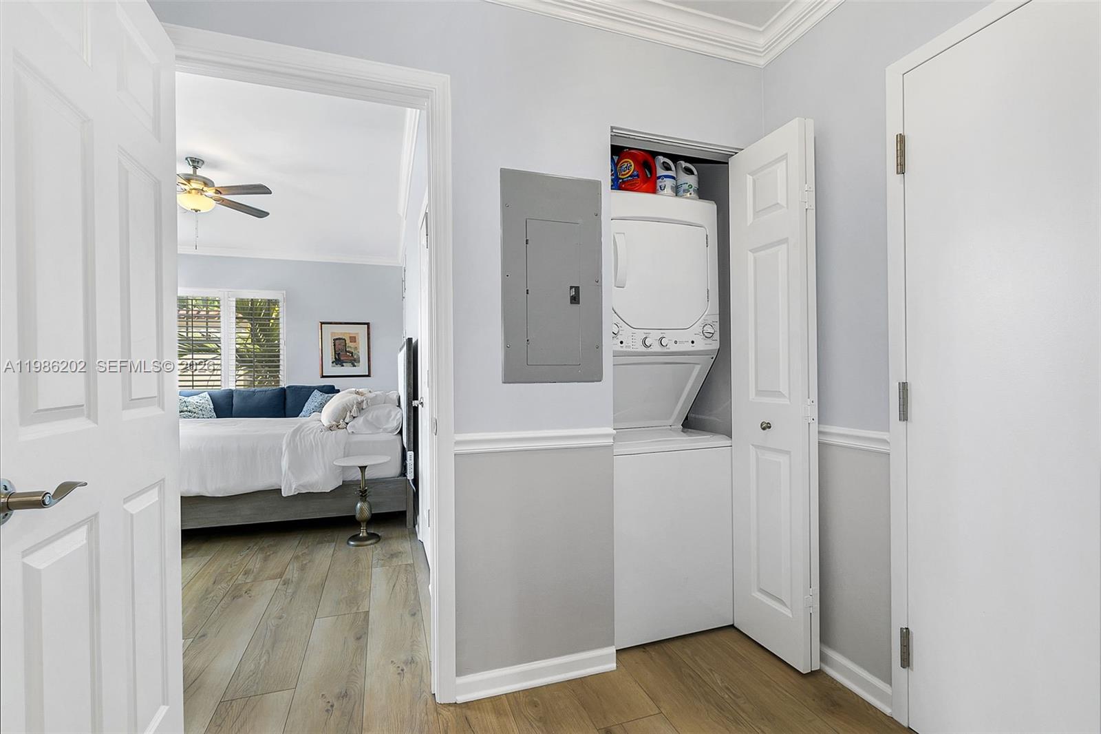 2870 PINE TREE CONDO - Residential