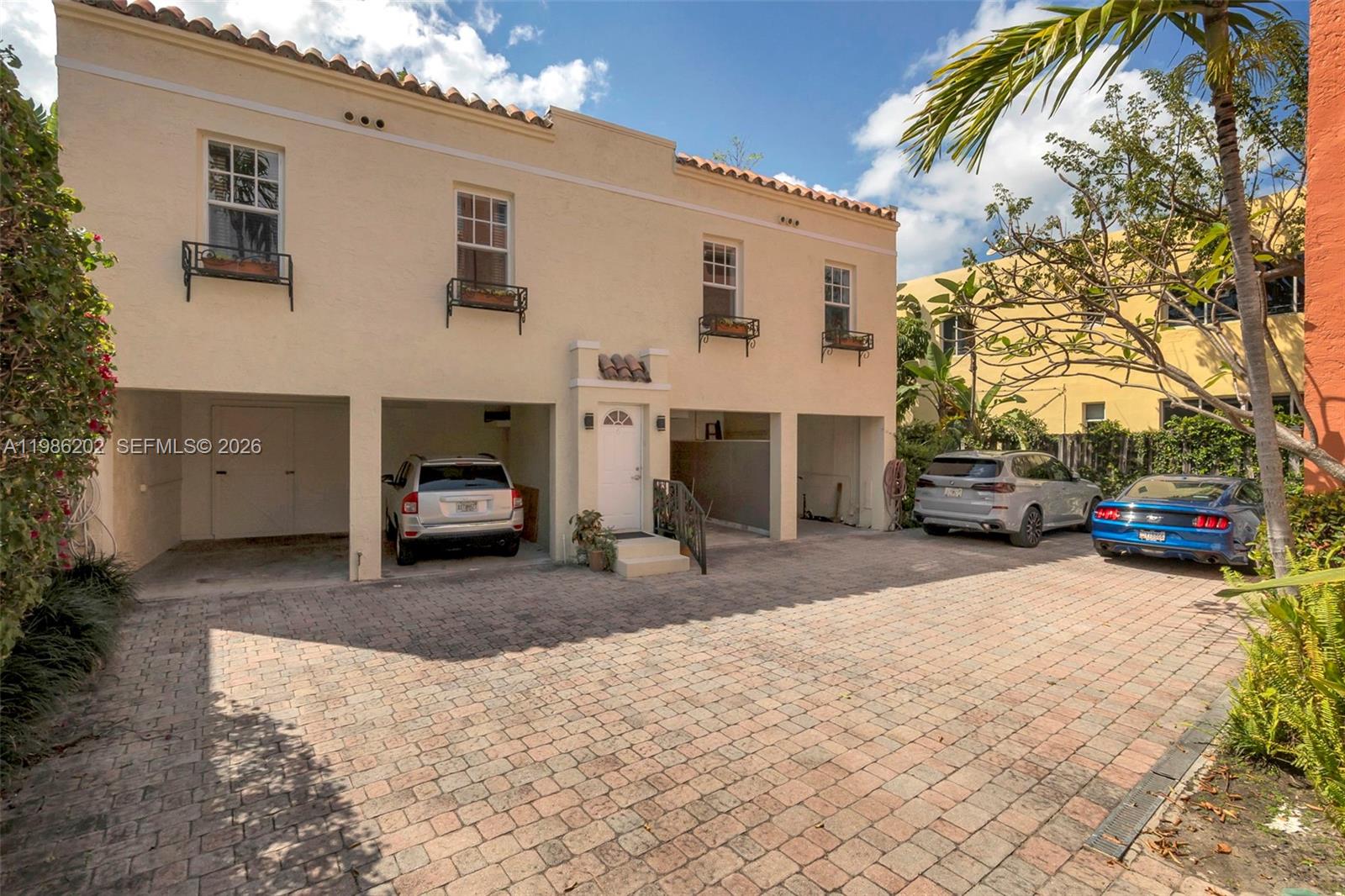 2870 PINE TREE CONDO - Residential