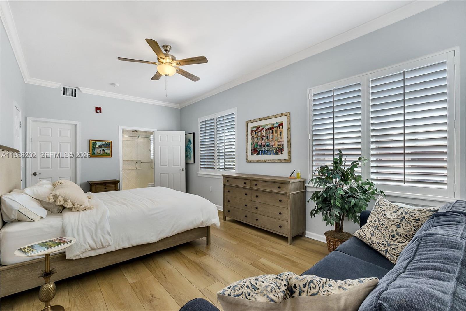 2870 PINE TREE CONDO - Residential