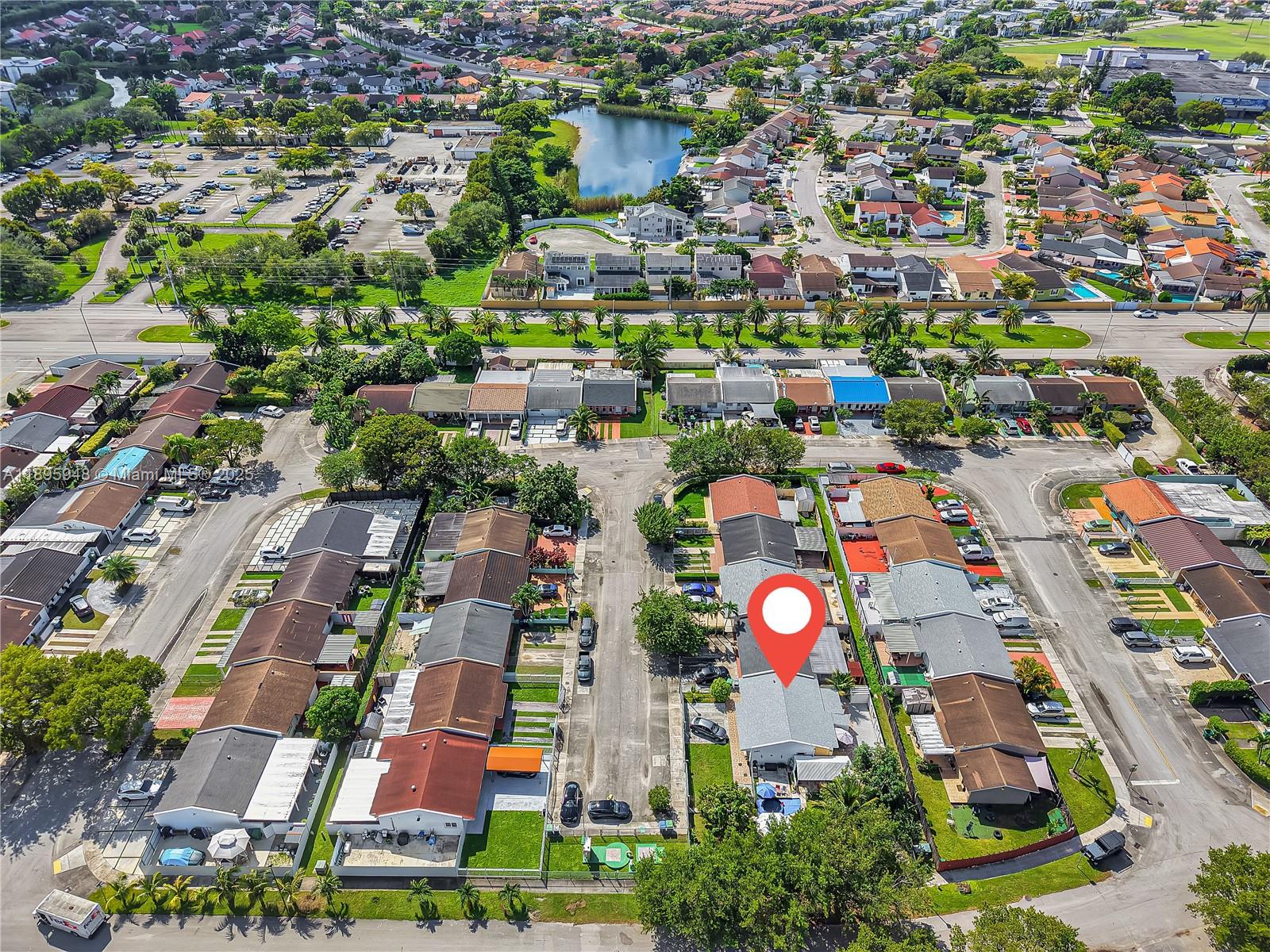 ROYALE GREEN TOWNHOUSE SE - Residential