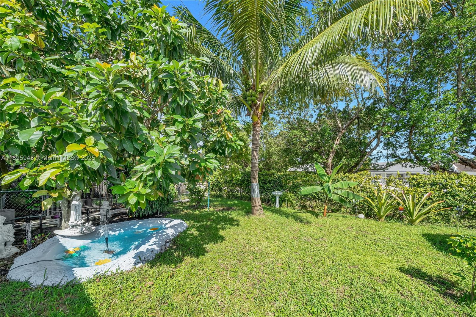 ROYALE GREEN TOWNHOUSE SE - Residential