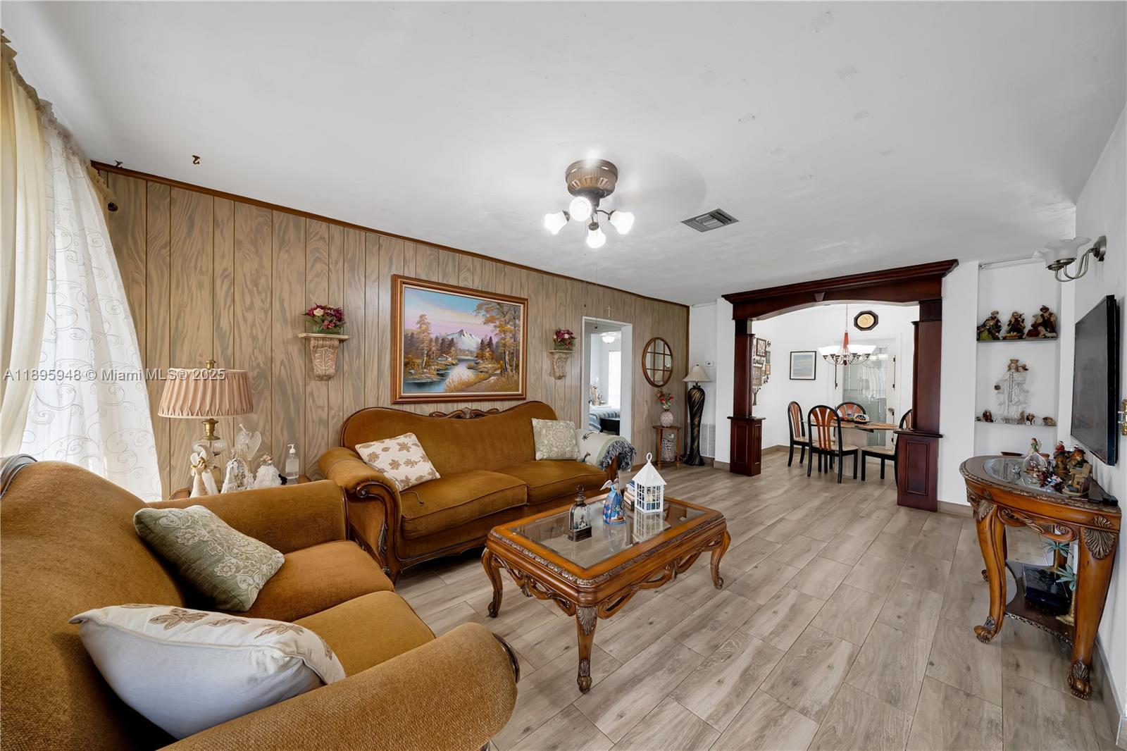 ROYALE GREEN TOWNHOUSE SE - Residential