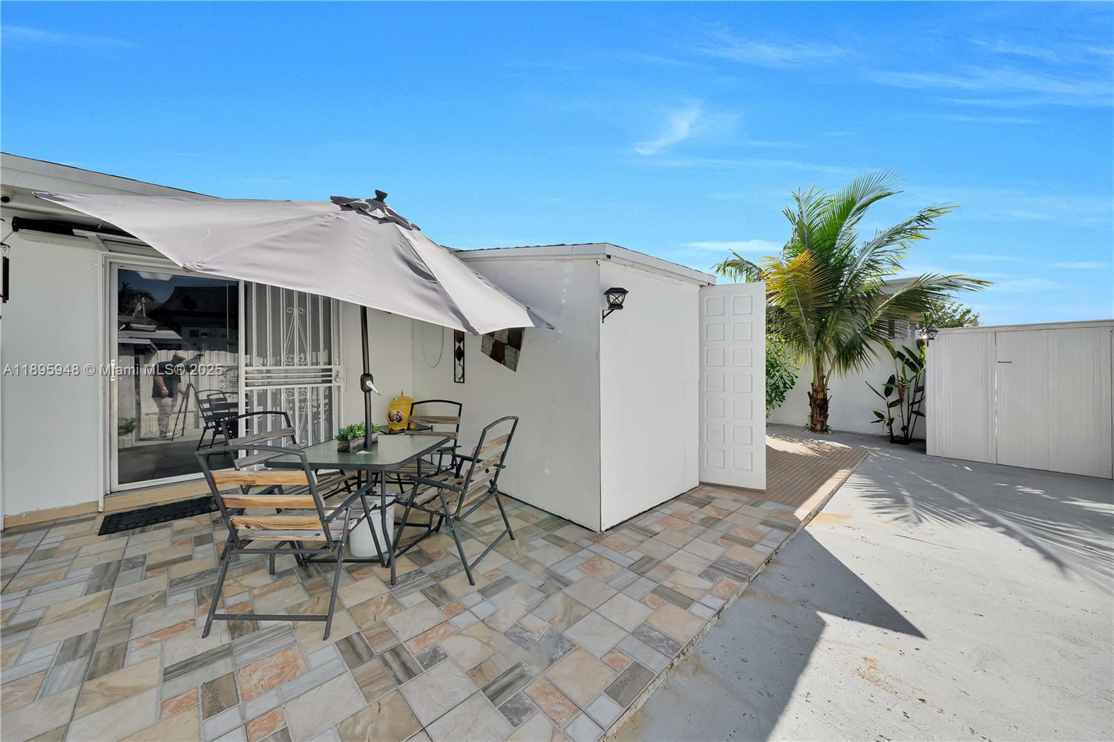 ROYALE GREEN TOWNHOUSE SE - Residential