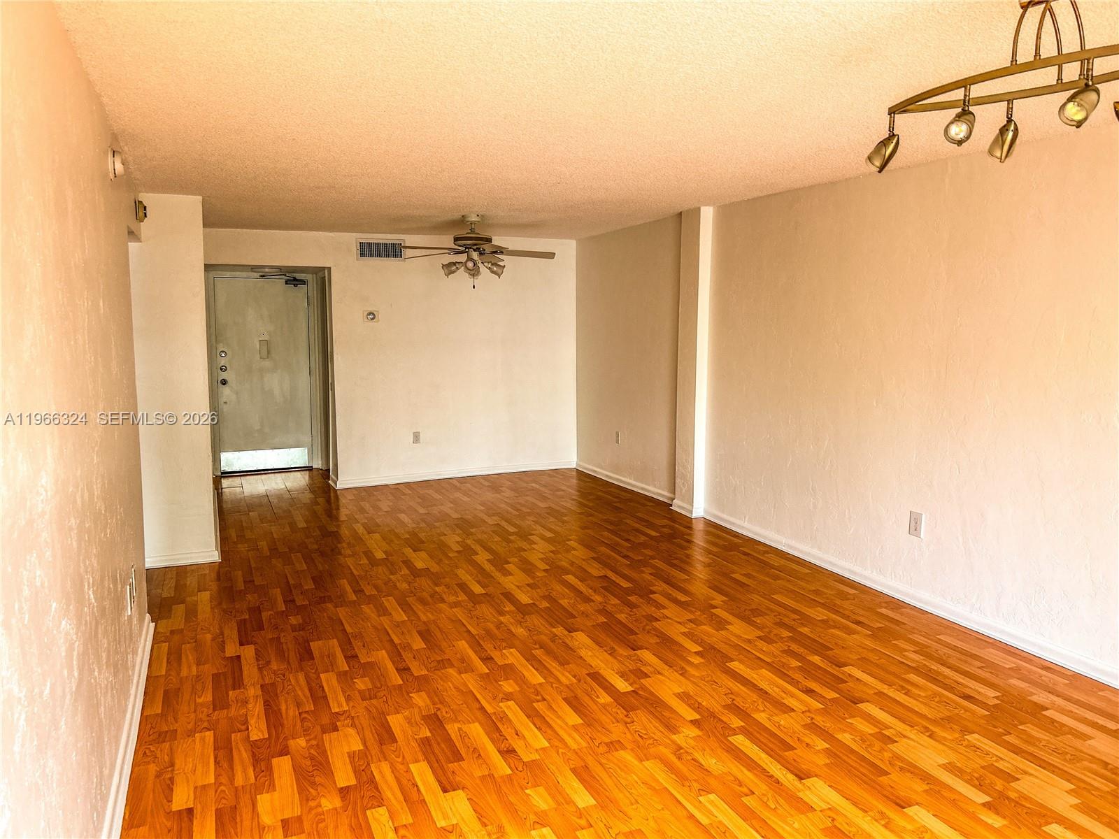 3860 NE 170th St 311