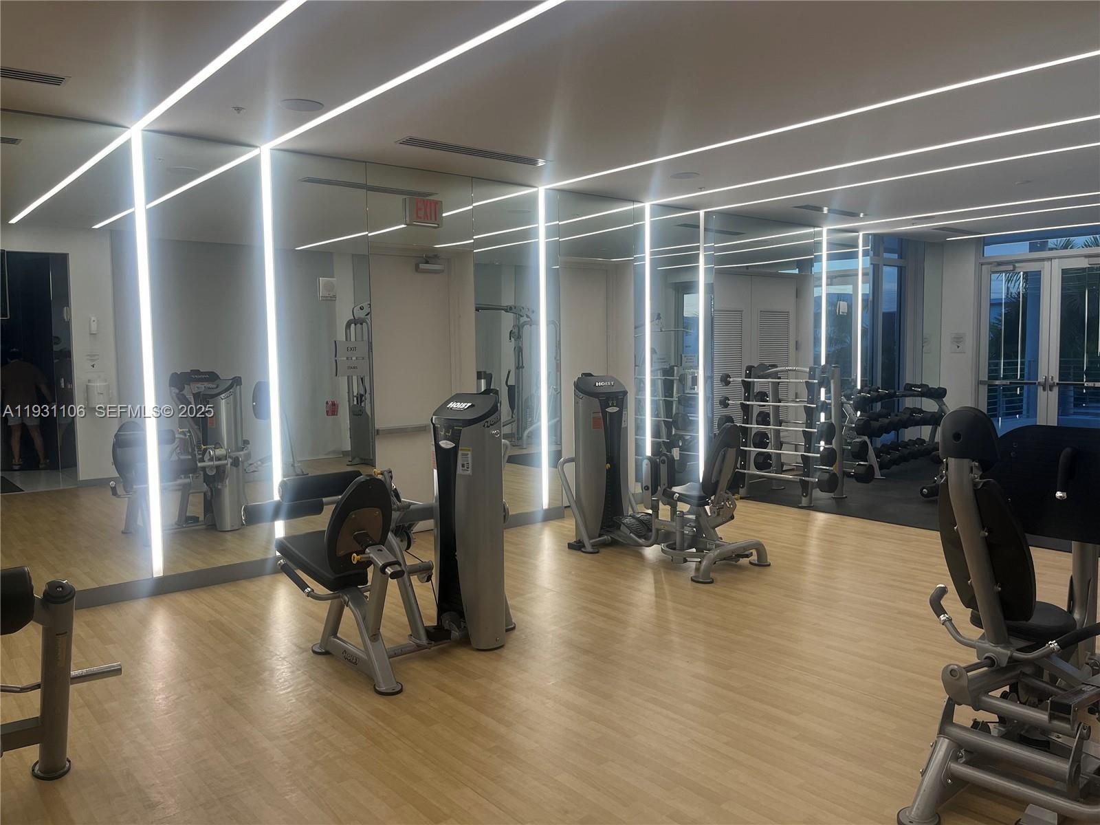 LANDMARK AT DORAL - Residential Lease