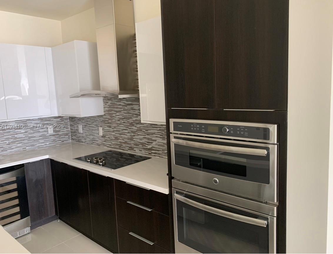 LANDMARK AT DORAL - Residential Lease