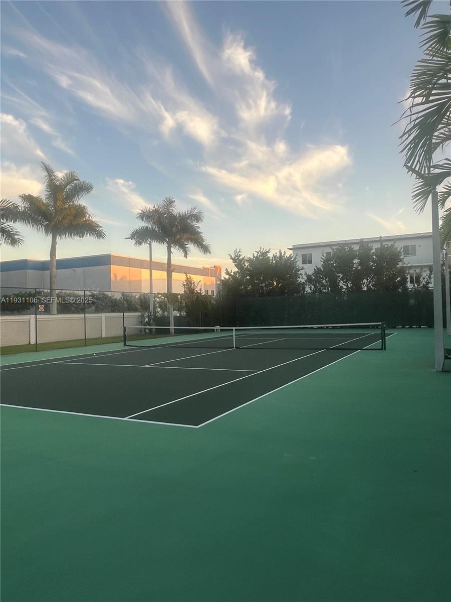 LANDMARK AT DORAL - Residential Lease