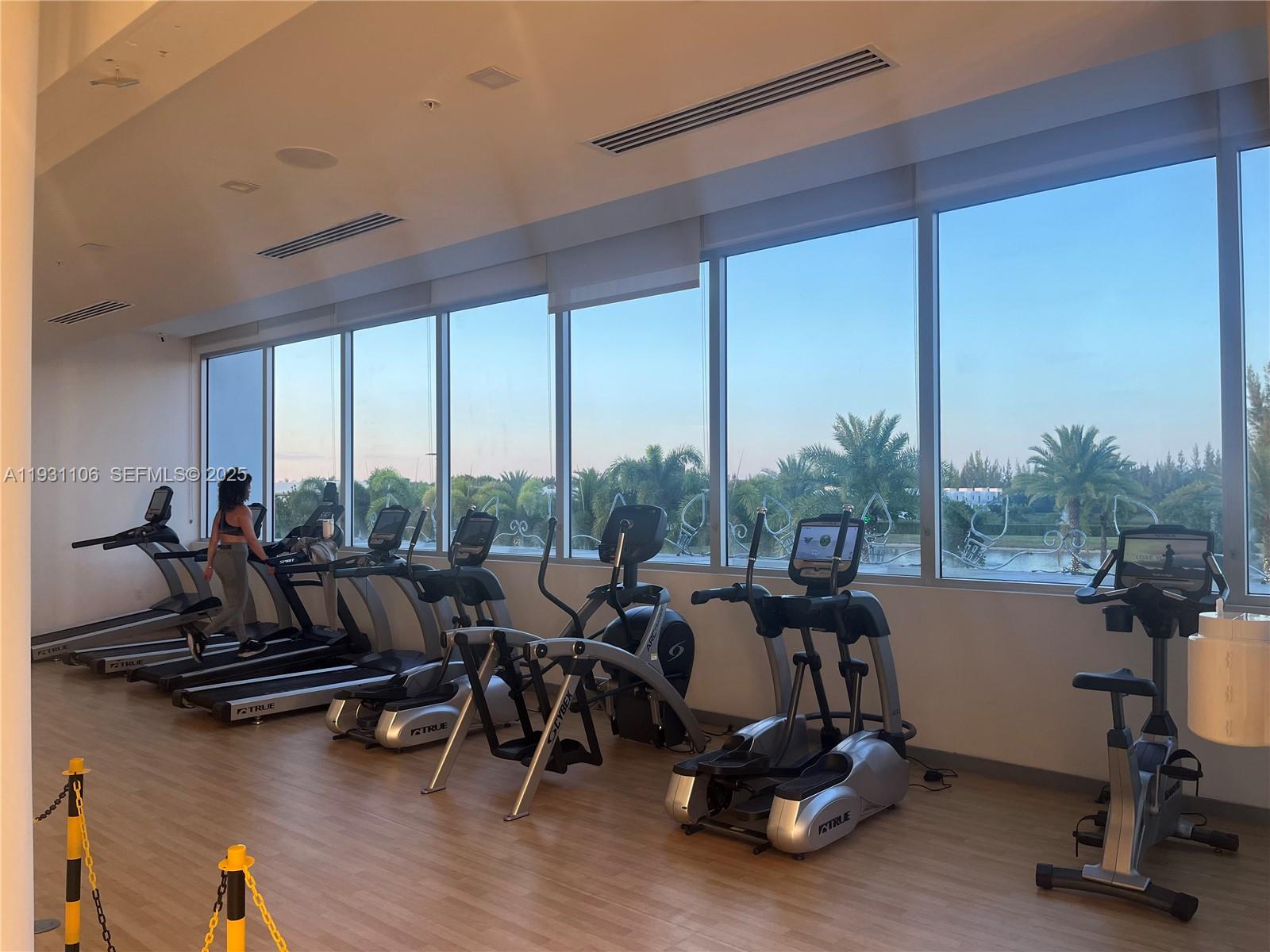 LANDMARK AT DORAL - Residential Lease