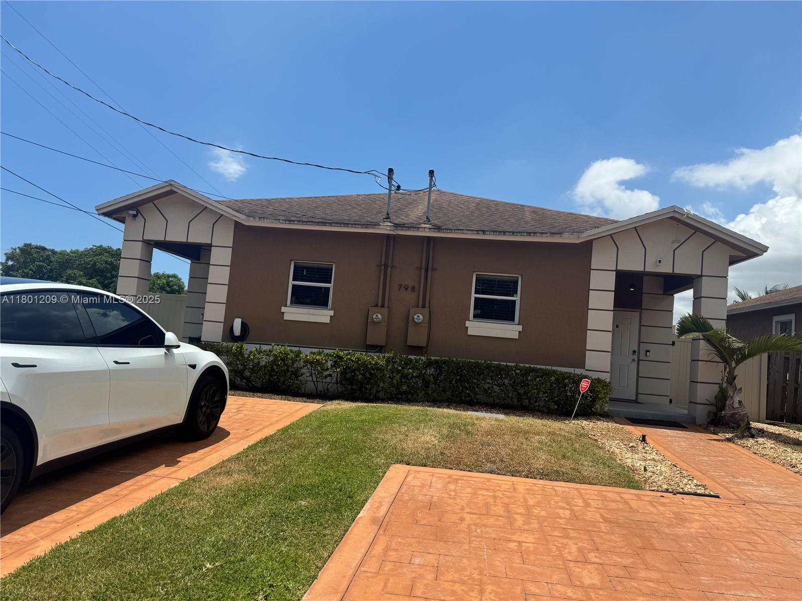 A pristine DUPLEX with two spacious 3 bedroom and 2 baths units, each featuring high ceilings, lots of natural light, an open kitchen, walk-in closets, a laundry room, porcelain floors, blinds throughout, impact windows, automatic sprinklers, and nicely landscaped gardens that are fenced in for complete privacy and entertaining. The duplex is ideally located, walking distance to Jaco Pastorius Park and Funky Buddha Brewery and minutes away from the beach, Wilton Manors, and Ft. Lauderdale airport. The property is unique in that it has two different folio numbers allowing the option to sell each unit separately in the future.