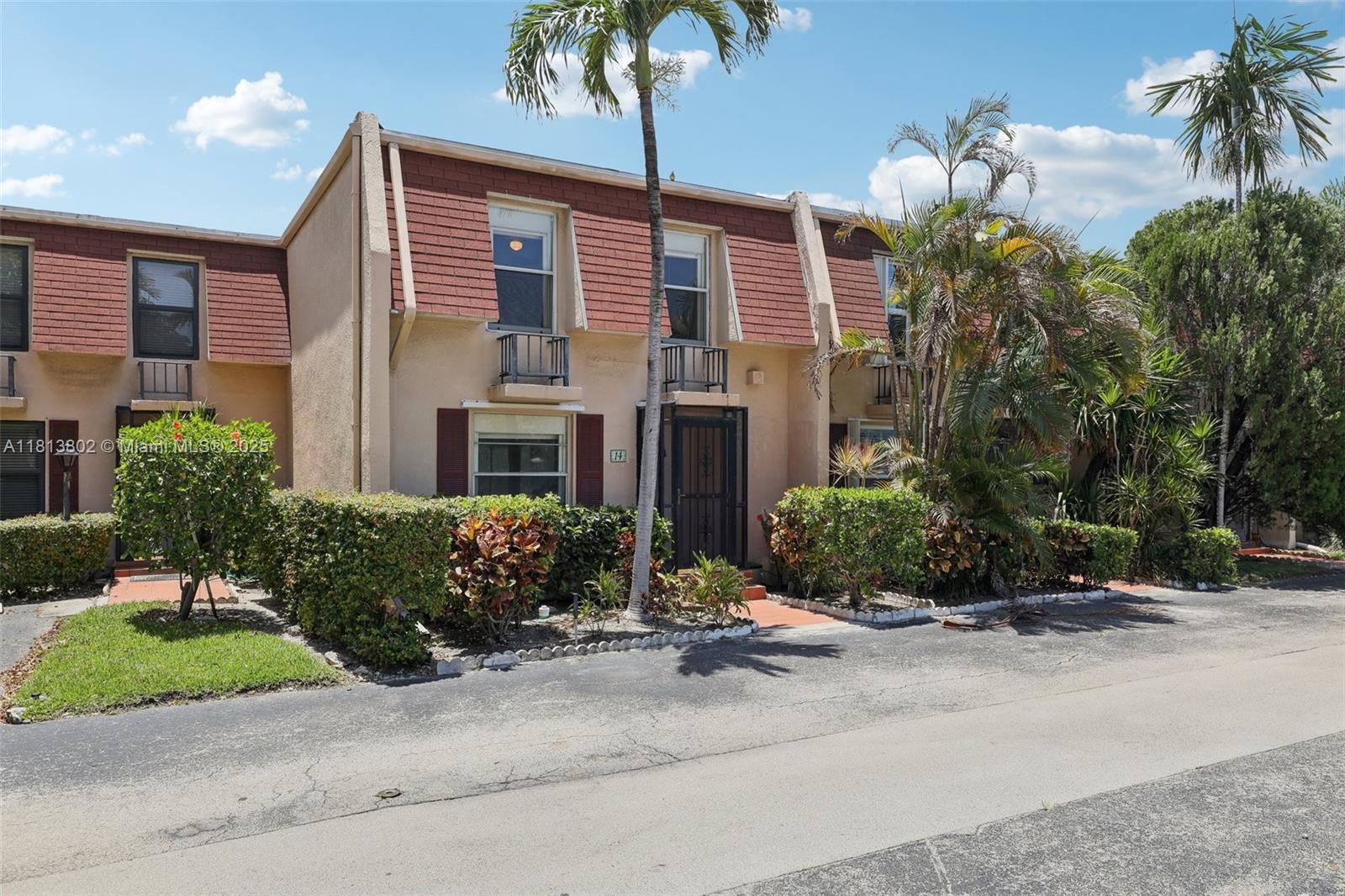 1951 Atlantic Shores Blvd 14