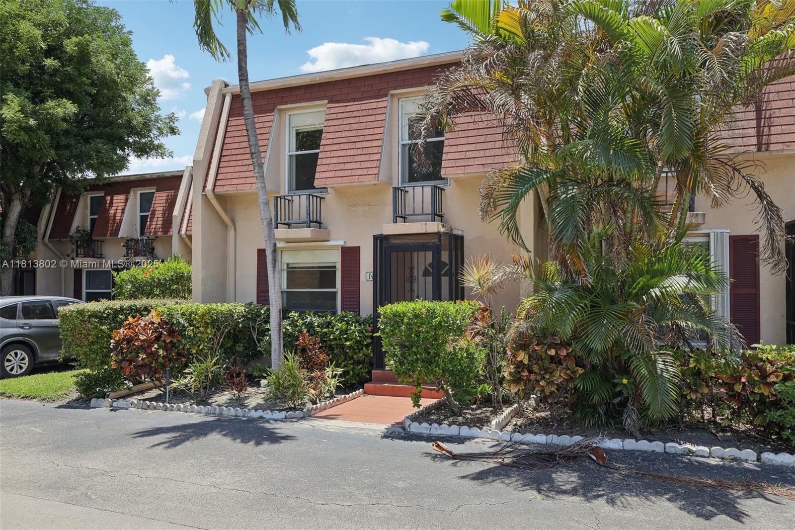 1951 Atlantic Shores Blvd 14