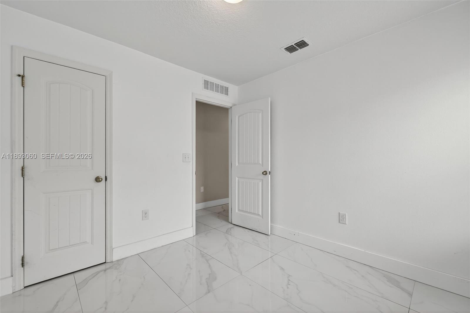 PORT ST LUCIE SECTION 10 - Residential