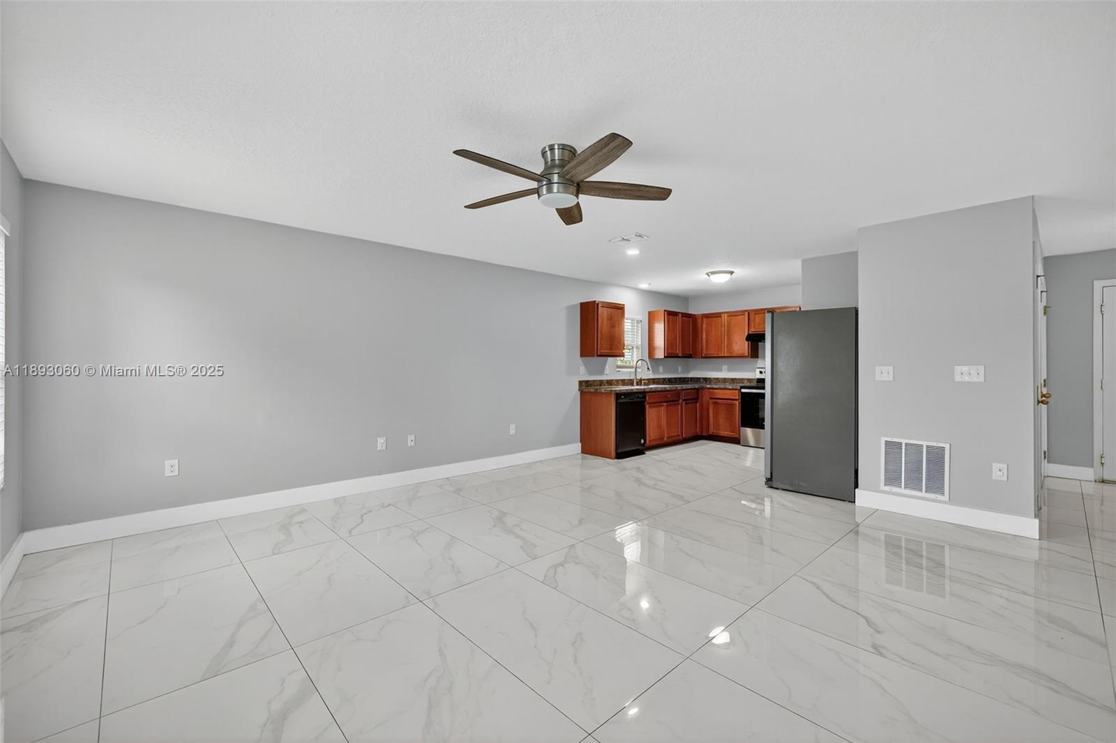 PORT ST LUCIE SECTION 10 - Residential
