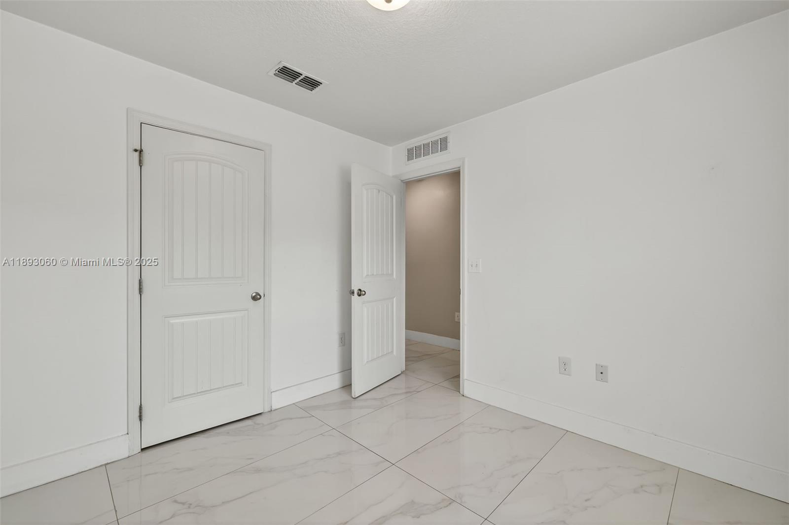 PORT ST LUCIE SECTION 10 - Residential