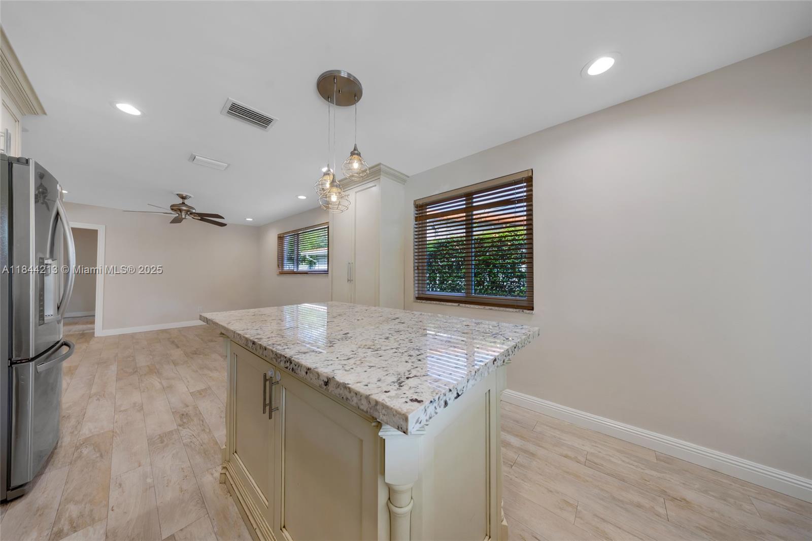 RINDONE ESTS - Residential