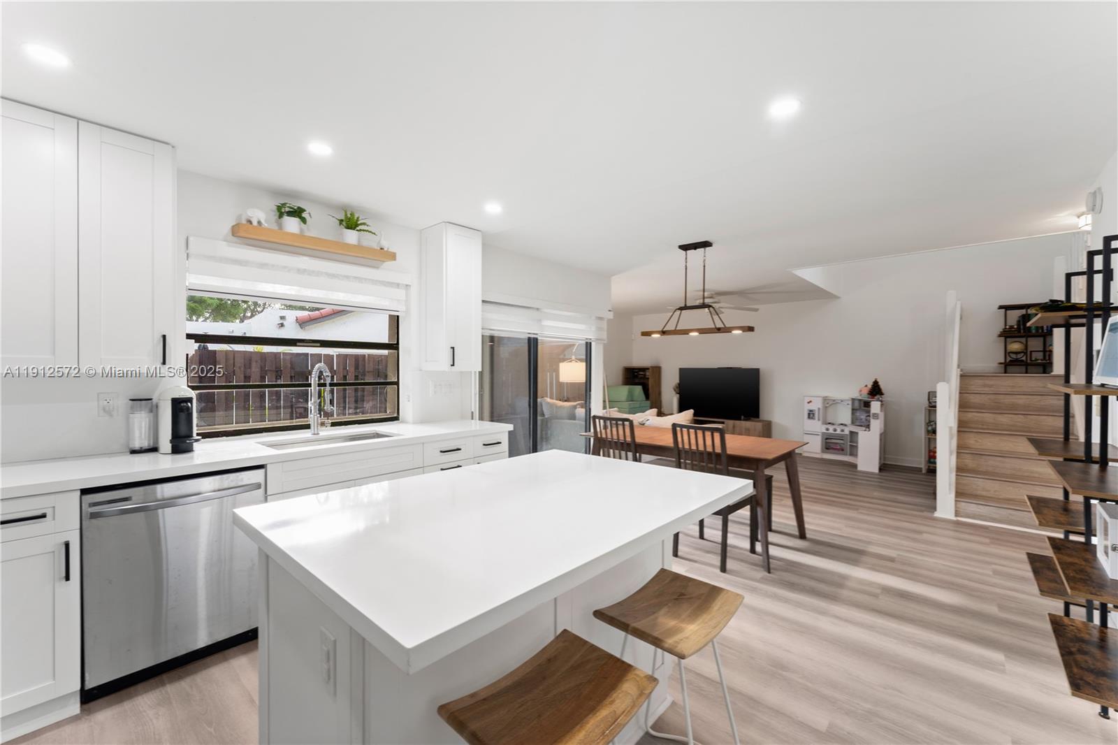 CROSSINGS VILLAGE HOMES C - Residential