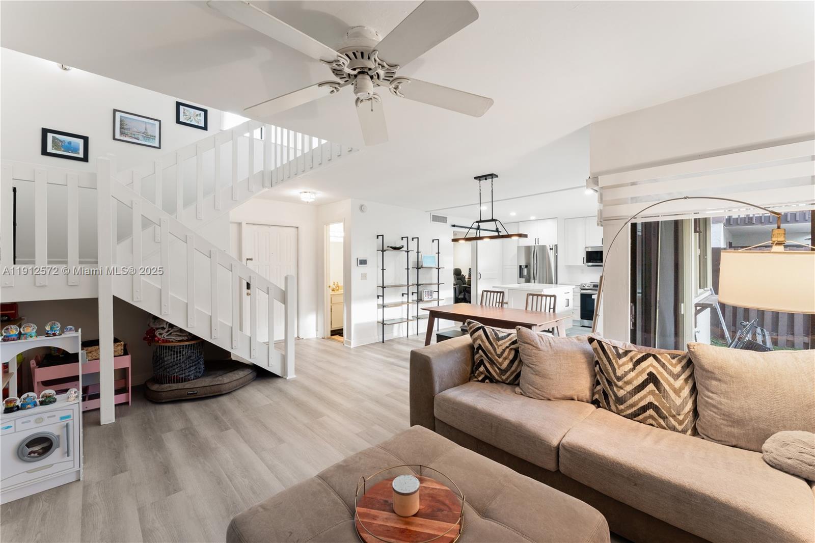 CROSSINGS VILLAGE HOMES C - Residential