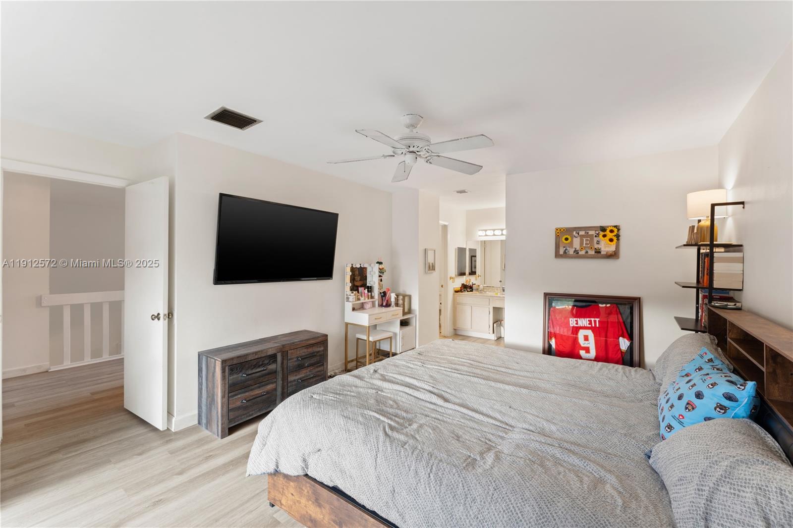 CROSSINGS VILLAGE HOMES C - Residential