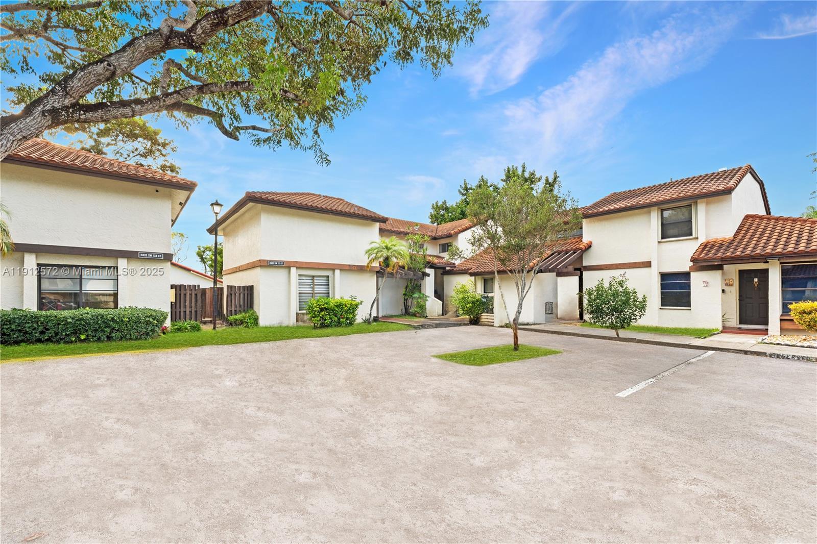 CROSSINGS VILLAGE HOMES C - Residential