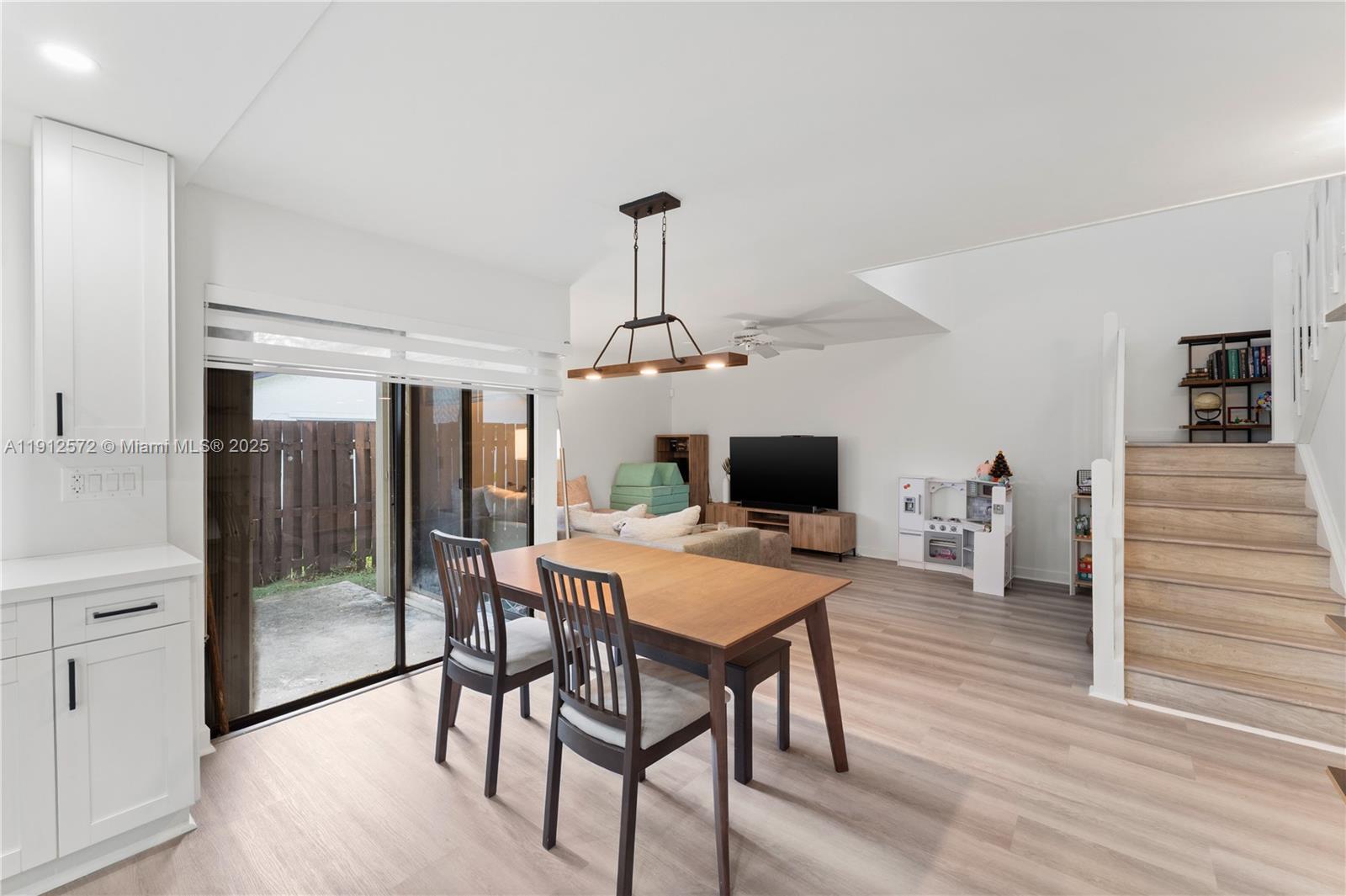 CROSSINGS VILLAGE HOMES C - Residential