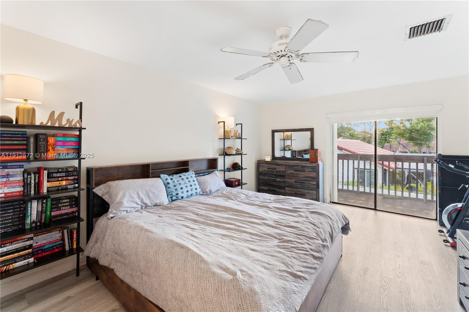 CROSSINGS VILLAGE HOMES C - Residential