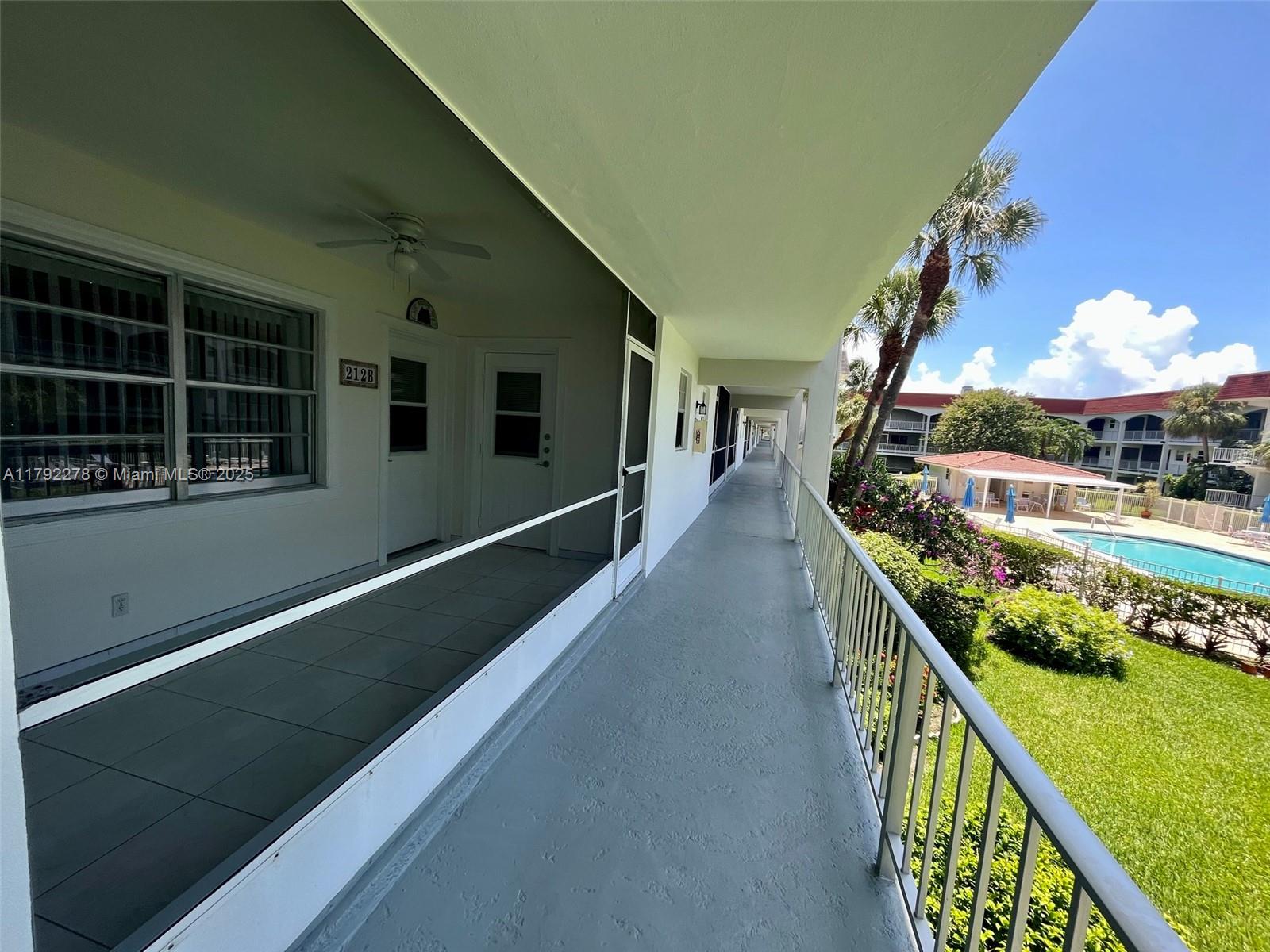 View photos, virtual tours, details... 581 Blue Heron Dr 314-B