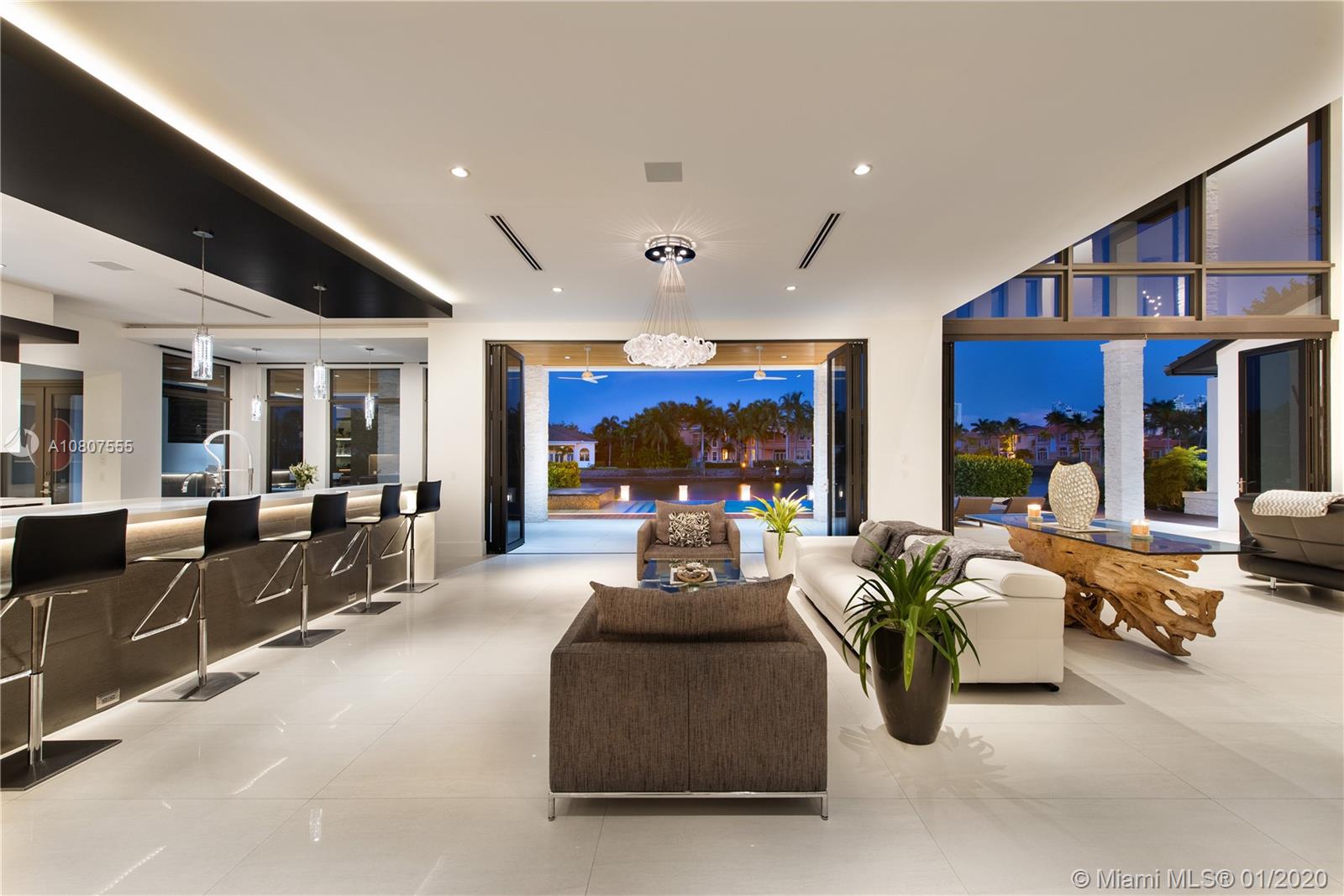 HOLLYWOOD GOLF ESTATES SE - Residential