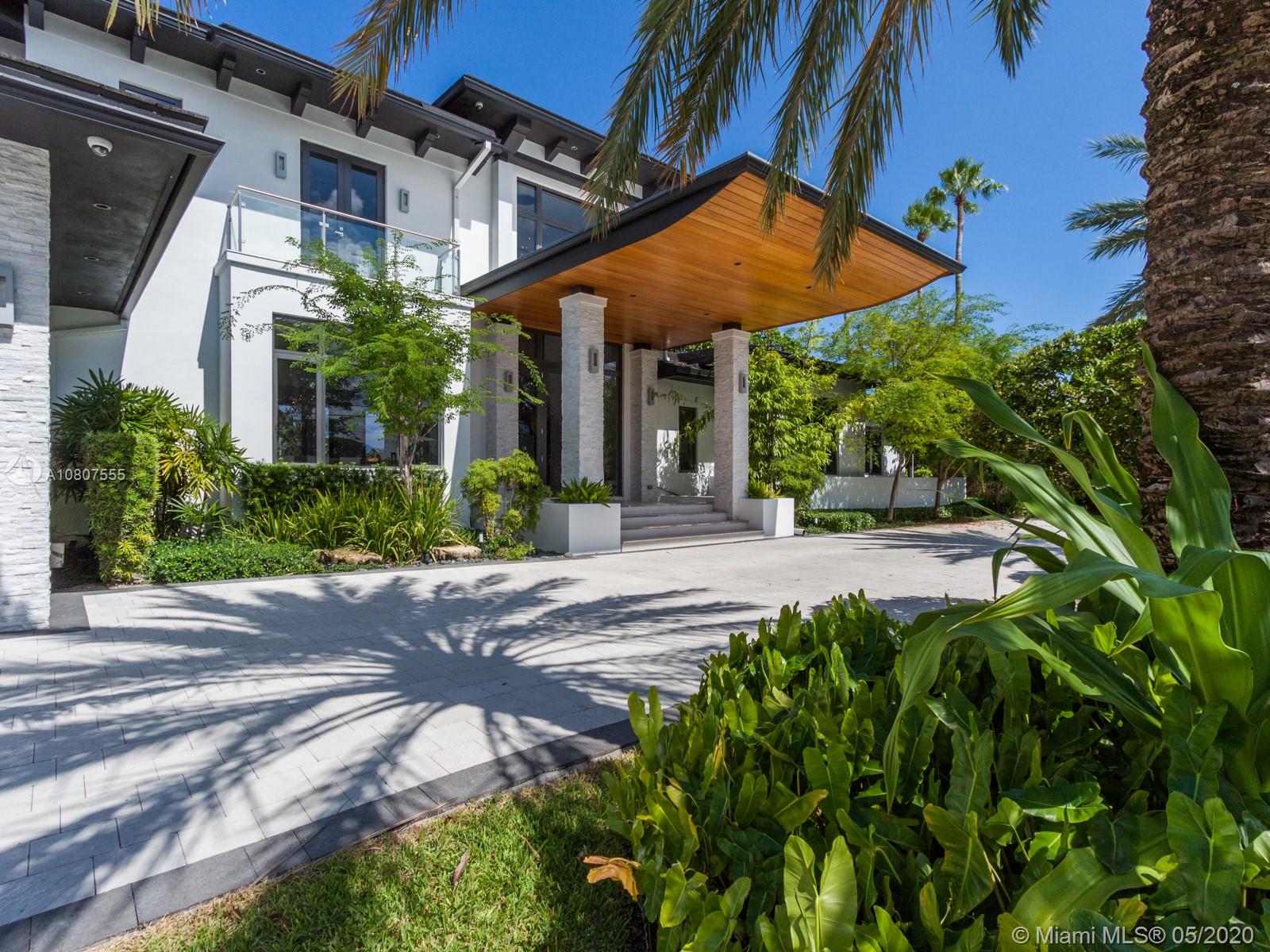 HOLLYWOOD GOLF ESTATES SE - Residential