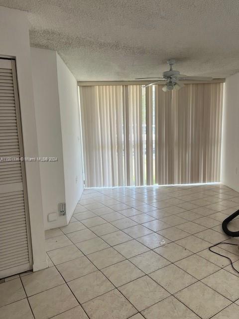 LAS BRISAS@ COUNTRY CLUB - Residential Lease