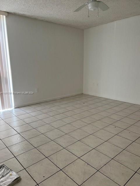 LAS BRISAS@ COUNTRY CLUB - Residential Lease