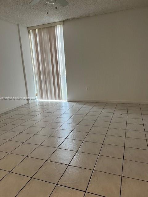 LAS BRISAS@ COUNTRY CLUB - Residential Lease