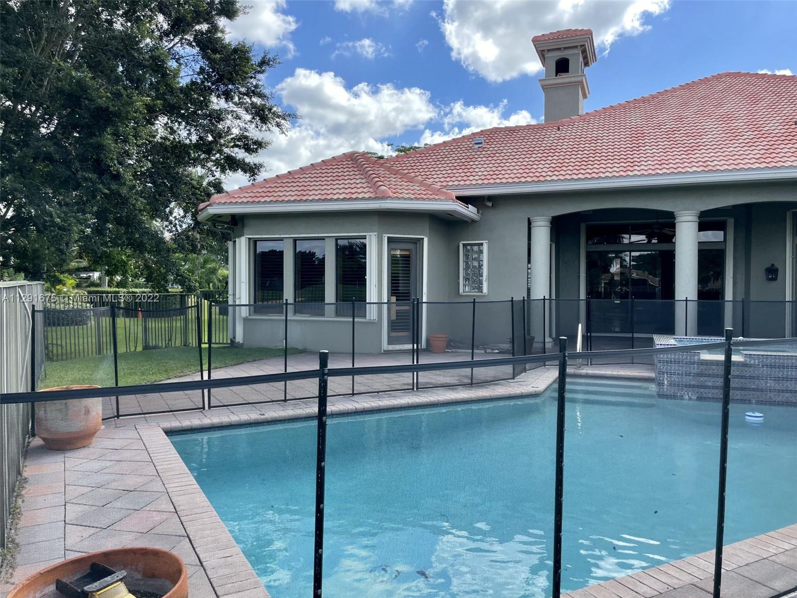 Chateau - Residential