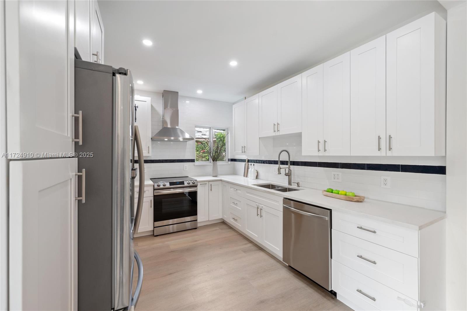MIAMI SHORES SEC 1 AMD - Residential