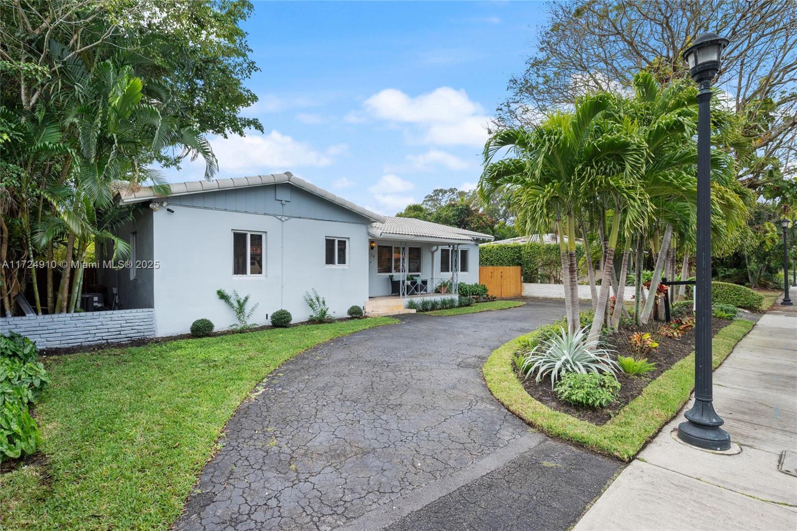 MIAMI SHORES SEC 1 AMD - Residential