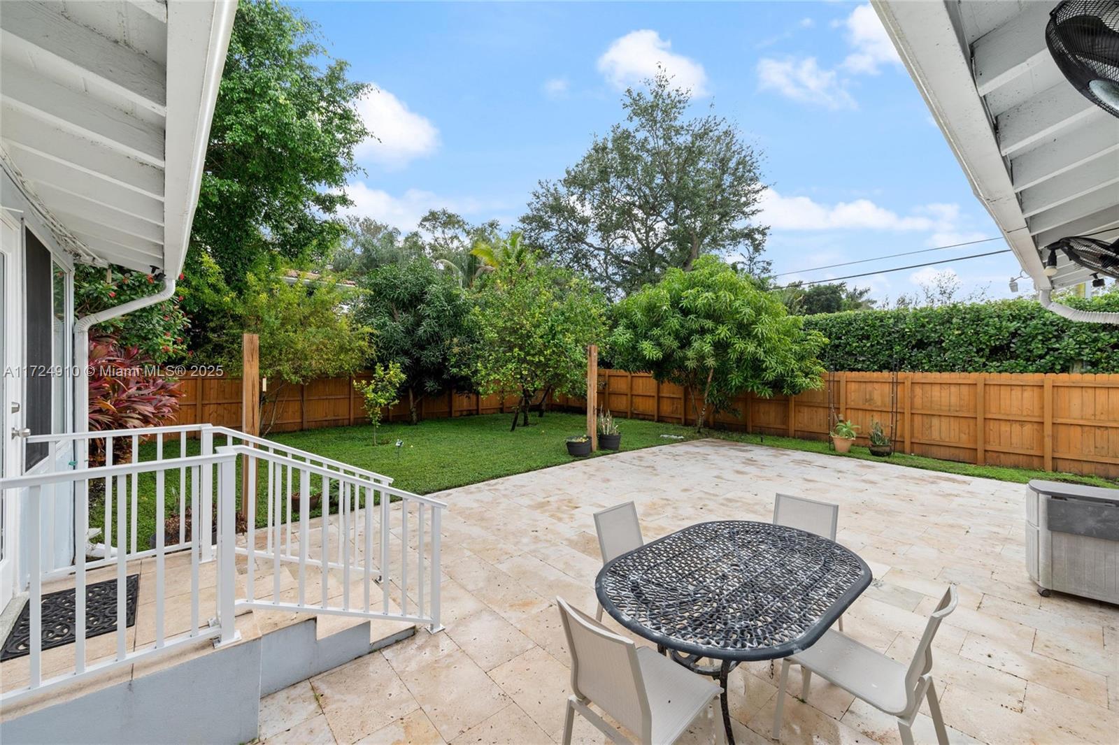 MIAMI SHORES SEC 1 AMD - Residential