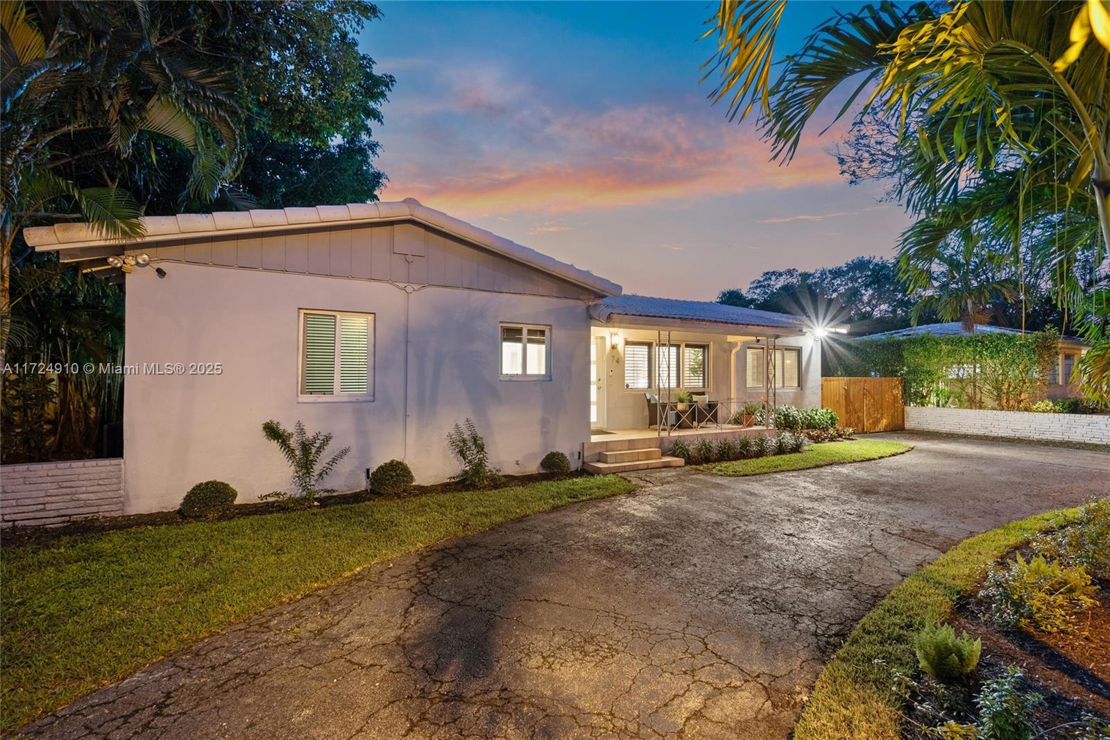 MIAMI SHORES SEC 1 AMD - Residential