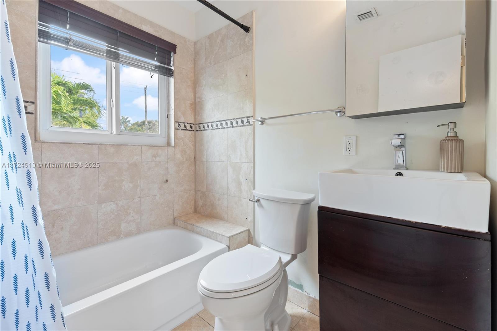 MIAMI SHORES SEC 1 AMD - Residential