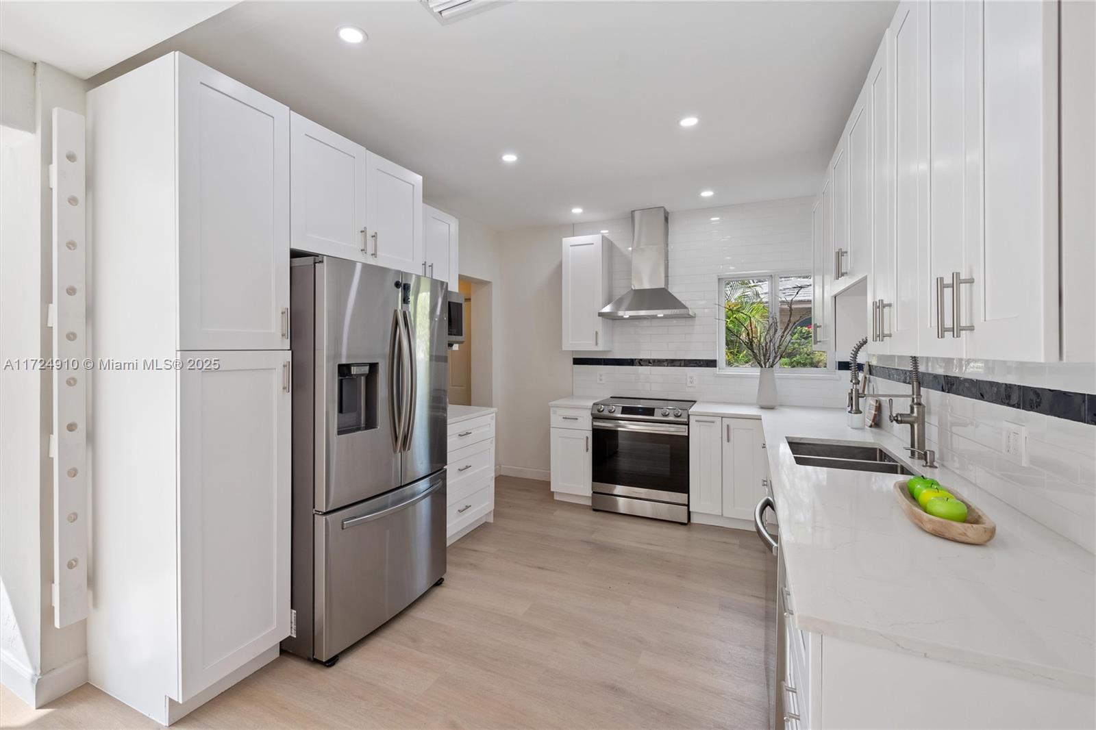MIAMI SHORES SEC 1 AMD - Residential
