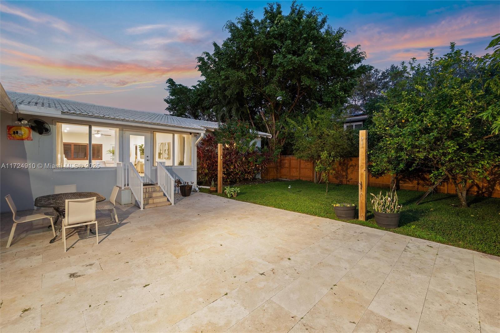 MIAMI SHORES SEC 1 AMD - Residential