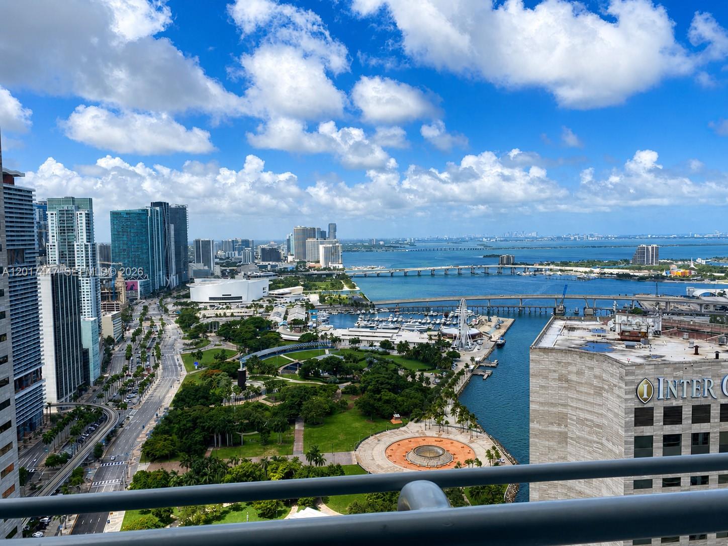 325 S Biscayne Blvd UPH24