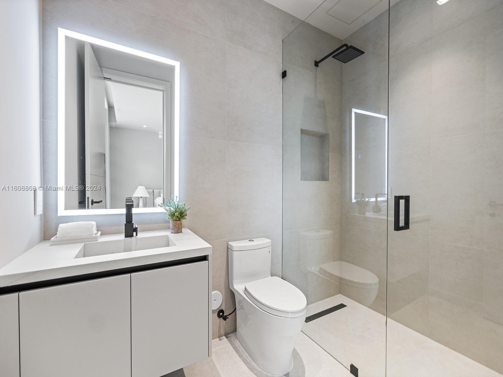 HIGH PINES REV PLAT OF 2N - Residential