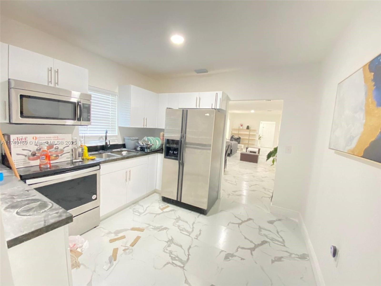 NORTH LIBERTY CITY - Residential Lease