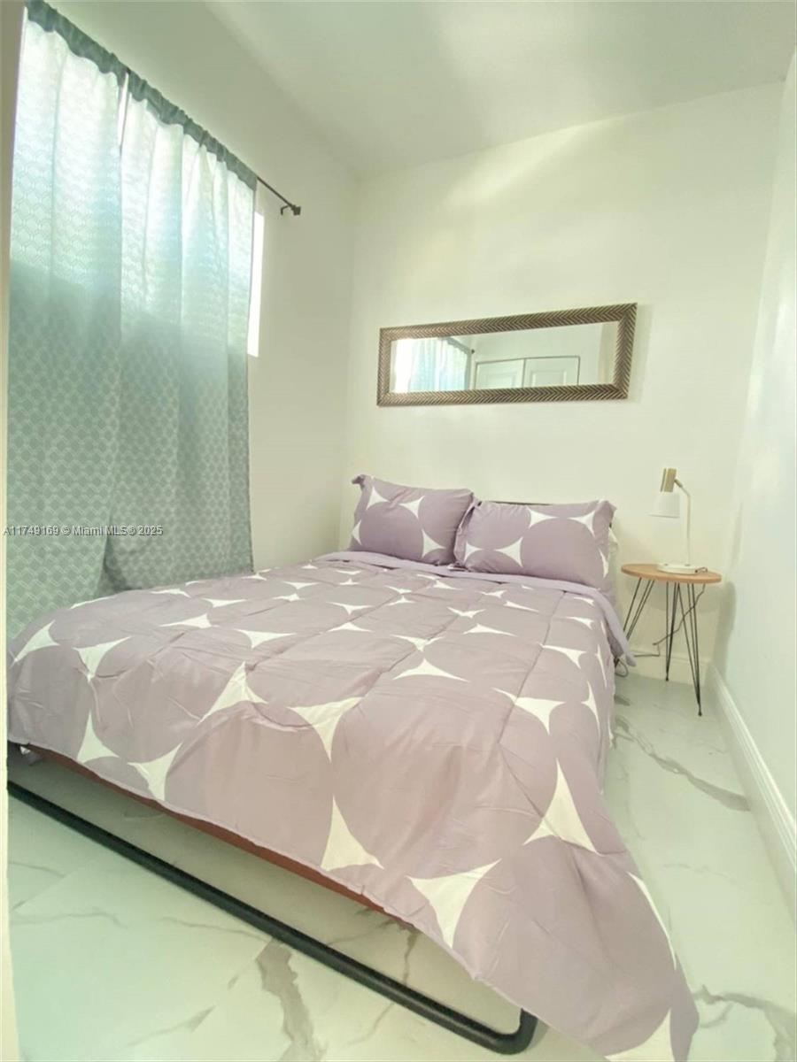 NORTH LIBERTY CITY - Residential Lease