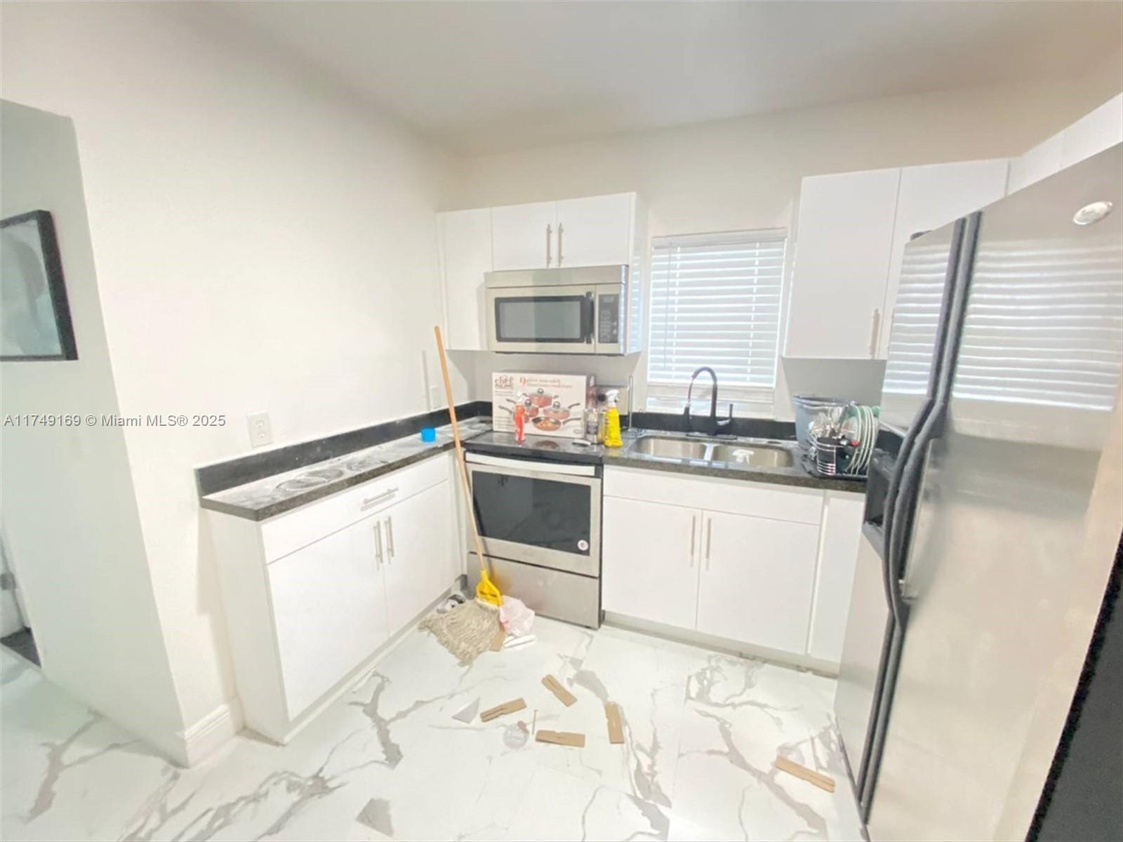 NORTH LIBERTY CITY - Residential Lease